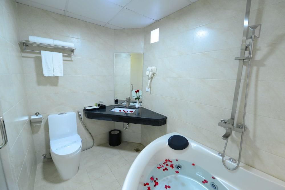 Blue Hanoi Inn Luxury Hotel Extérieur photo